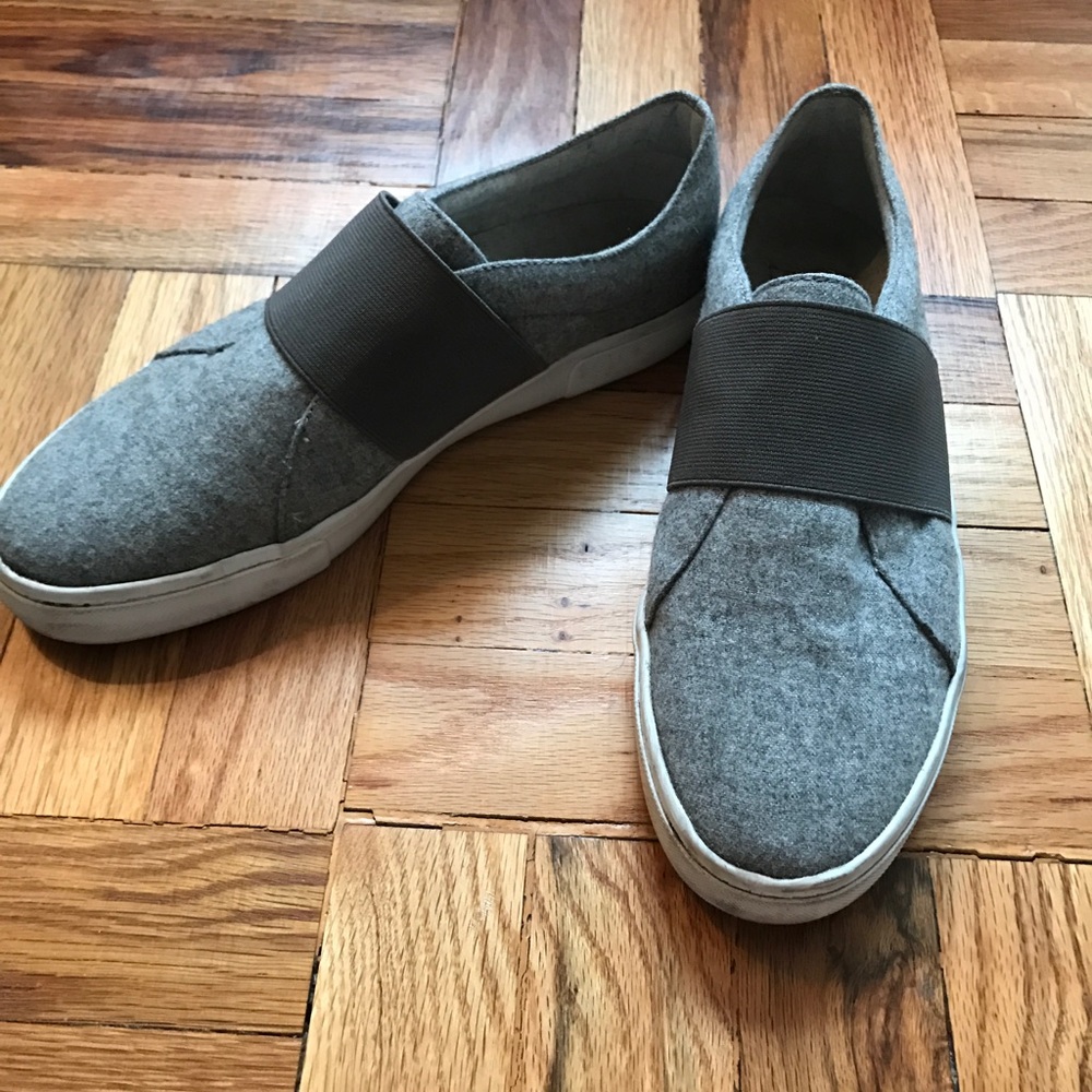 Gray casual sneakers